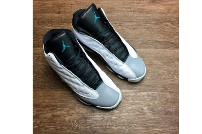 414571-115 AIR “BARONS JORDAN 13 HOLOGRAM” WHITE RETRO MENS GREY 1013